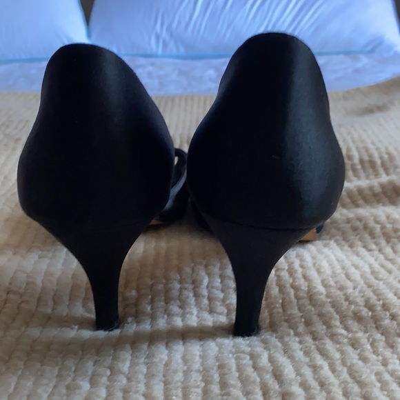 Kenneth Cole High Heels - Picture 3 of 3